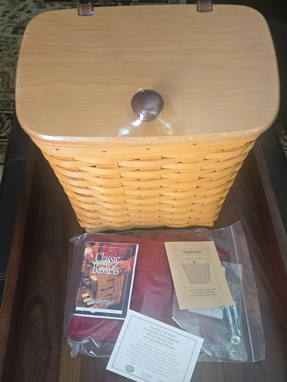 Longaberger 2000 Medium Mail Basket